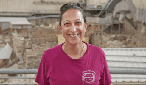 אפרת בוצר (צילום: אמיל אלגם רשות העתיקות) אפרת בוצר