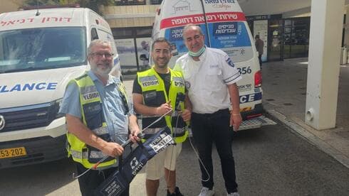 מתנדבי ידידים אחרי החילוץ