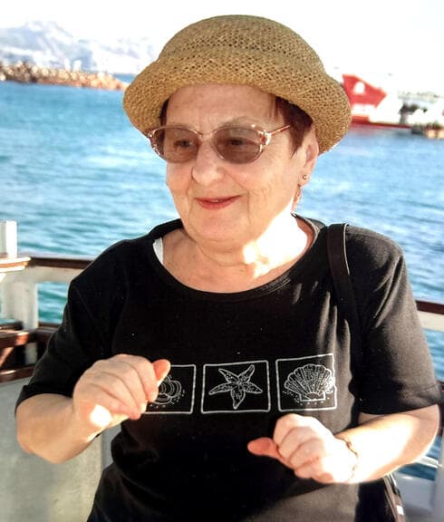 מרטה דימוב ז"ל. הצילה חיים לאחר מותה מרטה דימוב ז"ל. הצילה חיים לאחר מותה