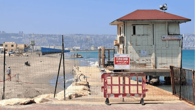 "התערבות גסה בטבע שתגרום נזק חמור לחוף ולמערכת הימית". חוף קרית חיים 