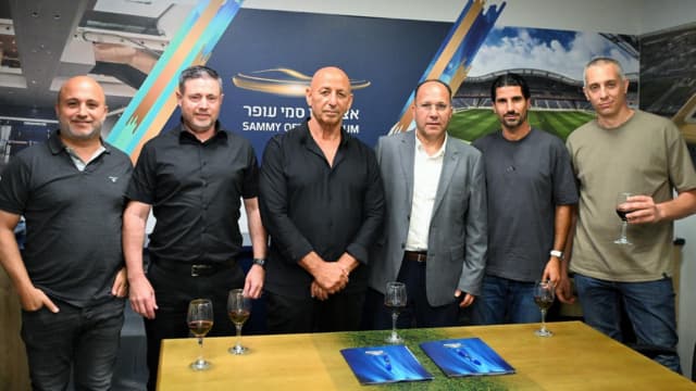 חתימת הסכם מכבי חיפה סמי עופר
