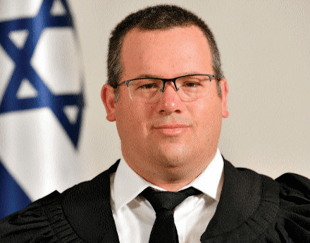 הרשם הבכיר יגאל ברק-עופר (צילום: אתר בתי המשפט) הרשם הבכיר יגאל ברק-עופר