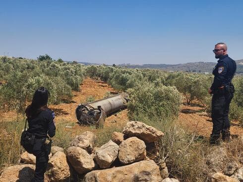 פריט אמל"ח שאותר הבוקר בגליל (צילום: דוברות המשטרה) פריט אמל"ח שאותר הבוקר בגליל