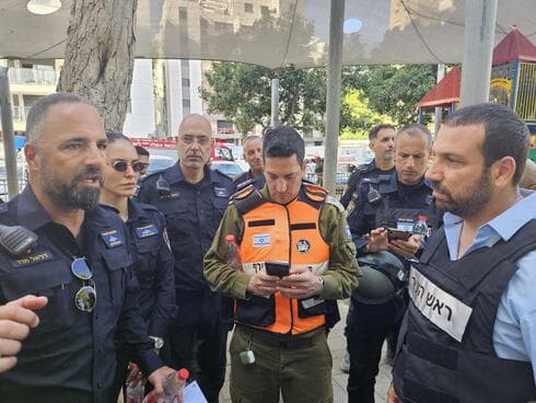 מזירת פגיעת הטיל בחולון 