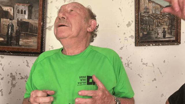 הדירה הלכה אבל אנחנו חיים. בני אנגל בנווה שאנן בחיפה