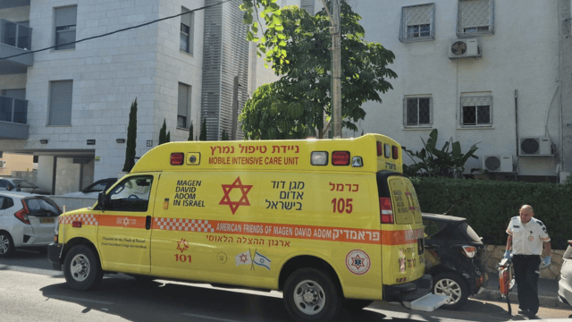 אמבולנס מד"א, ניידת טיפול נמרץ