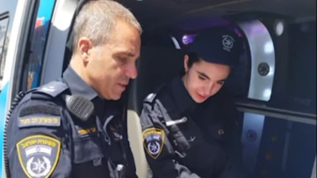 אביגיל בתחנת נתניה