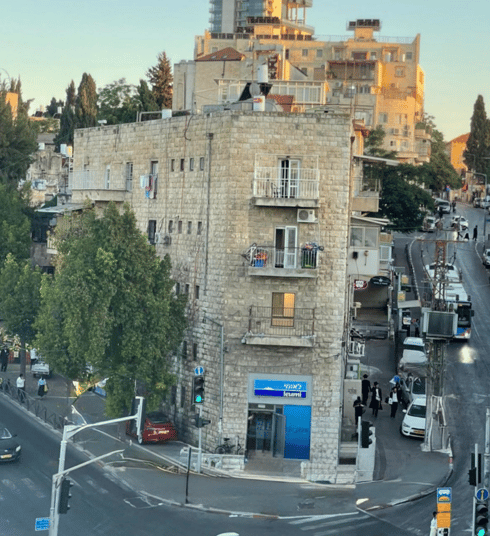 האתר בירושלים: במקום סניף בנק לאומי