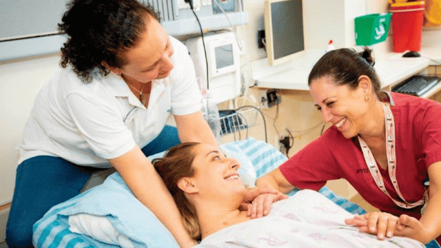 רפואה משלימה בחדרי הלידה רפואה משלימה בחדרי הלידה
