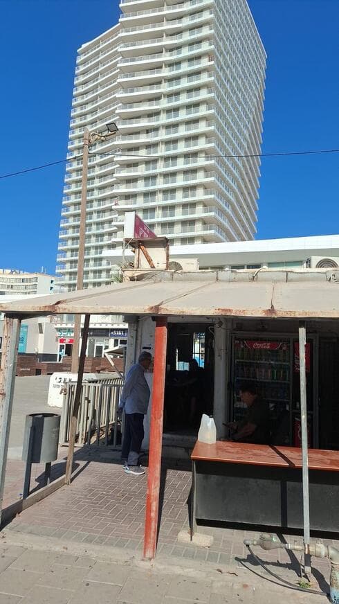 תחנת המוניות בבת ים