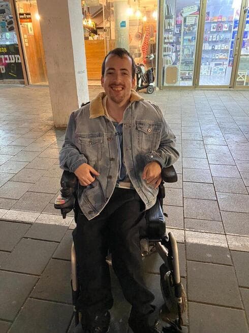 מתי מזור. מורה נערץ