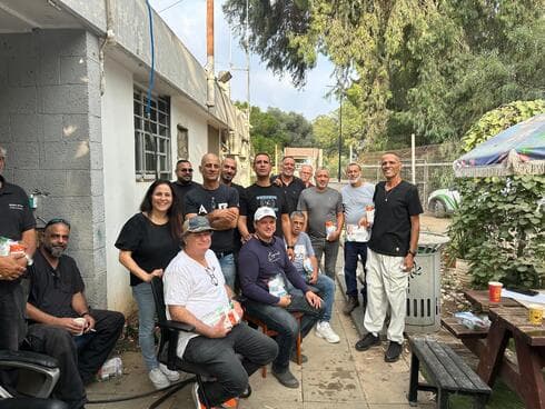 הפתעה מיוחדת לעובדי עיריית רחובות