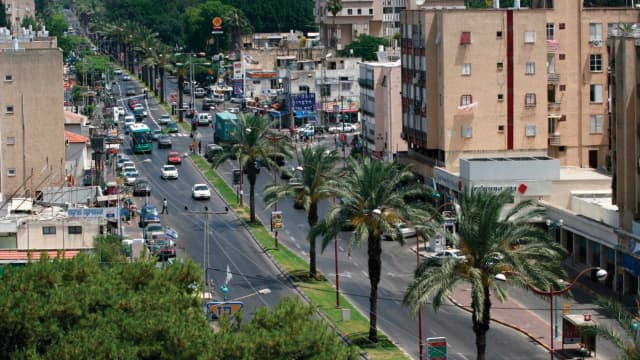 דרך רמתיים, הוד השרון