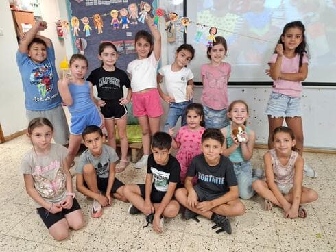 מוקירים את סייעות ומובילות הפנאי בחדרה