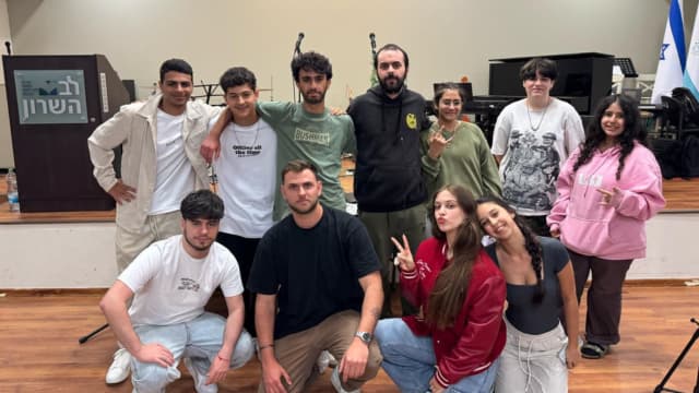להקת הנוער של מועדון המוזיקה "ווליום" מזרח נתניה