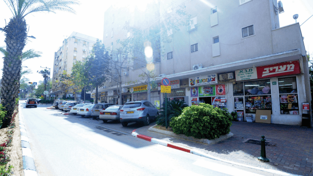 רחוב אוסטרובסקי רעננה (צילום: יוגב עמרני) רחוב אוסטרובסקי רעננה