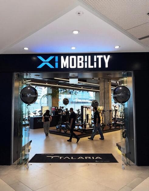 אולם התצוגה החדש בראשון לציון (צילום: XI Mobility ישראל) אולם התצוגה החדש בראשון לציון