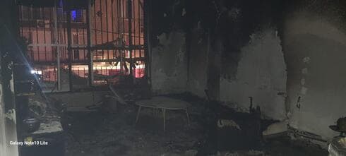 חילוץ לכודים משריפה בחולון חילוץ לכודים משריפה בחולון