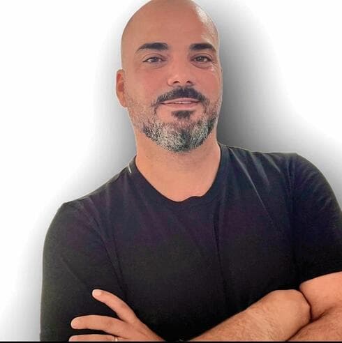 יריב הרוש
