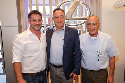 השקת סוכנות לקסוס נתניה (צילום רונן טופרברג) השקת סוכנות לקסוס נתניה