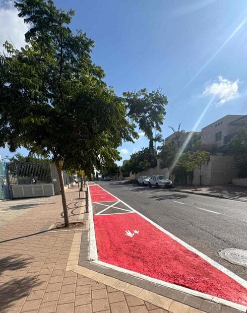 נשק וסע במודיעין. נצבעו מחדש (צילום: עיריית מודיעין) נשק וסע במודיעין. נצבעו מחדש
