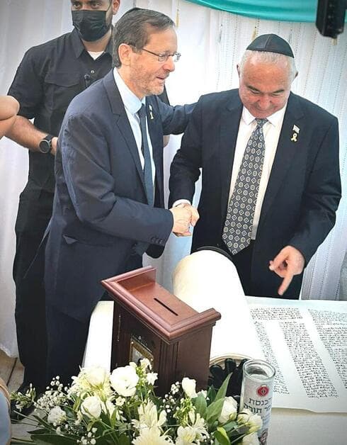 נשיא המדינה וח"כ אלי דלל