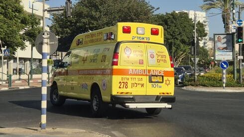 כוחות החירום הוזעקו למקום (צילום המחשה: איילת רוטה-גבאי) אמבולנס