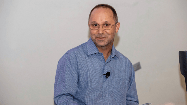 הורביץ. "החדשות הטובות הן שיש דרכים מוכחות להתמודדות מוצלחת עם גמגום" 