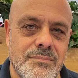 עופר אילות. "אי של שפיות" (צילום: פרטי) עופר אילות. "אי של שפיות"