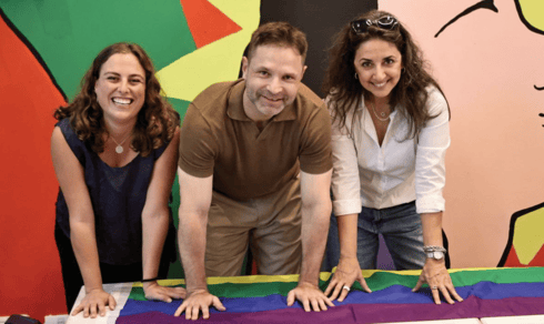 מיכל, פאולו ושיר