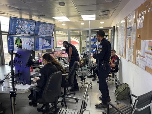 תרגיל אירוע חבלני בתוך מרכזית המפרץ (צילום: דוברות המשטרה מחוז חוף) תרגיל אירוע חבלני בתוך מרכזית המפרץ