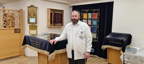 הרב מאיר אינדיק – רב בית החולים (צילום: אלי דדון ) הרב מאיר אינדיק – רב בית החולים