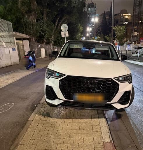 רכב היוקרה שנתפס רכב היוקרה שנתפס