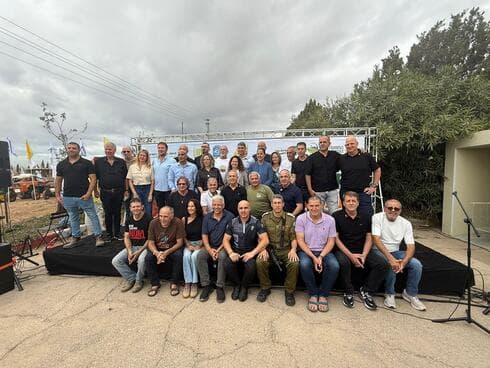 ראשי הרשויות שהשתתפו במסע (צילום: המרכז לשלטון אזורי) מסע טרקטורים לזכר אופיר ליבשטיין ז"ל