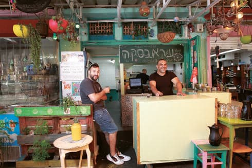 עבד ומאדב בערבסקה. מתכונים מהמטבח המסורתי
