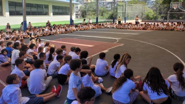 מבית ספר קטן ל-600 תלמידים. הפתוח ע"ש בארי (צילום: אתר בית הספר) מבית ספר קטן ל-600 תלמידים. הפתוח ע"ש בארי