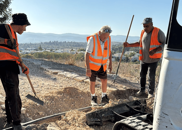 העבודות בשביל גבעת התיתורה העבודות בשביל גבעת התיתורה
