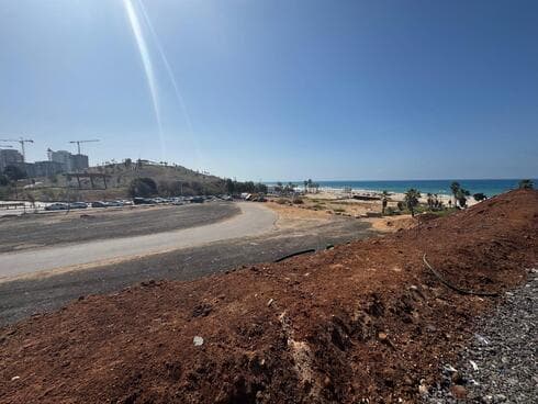 החוף בבת ים לאחר פינוי הקראוונים (צילום: עיריית בת ים) החוף בבת ים לאחר פינוי הקראוונים