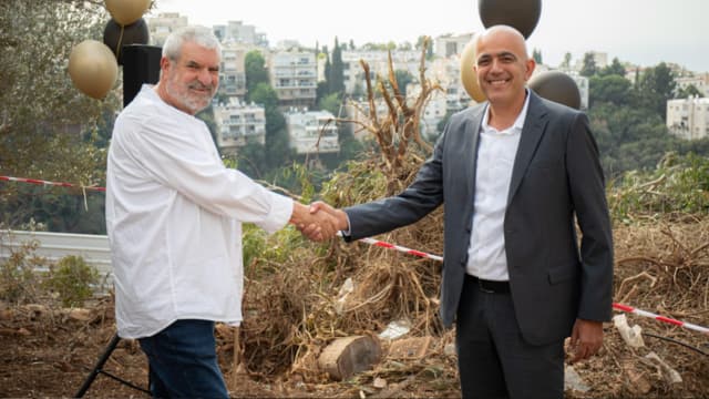 פרויקט עובדיה 37 חיפה (צילום: פיליפ מורוזוב וקטרינה וולודרסקיה) פרויקט עובדיה 37 חיפה