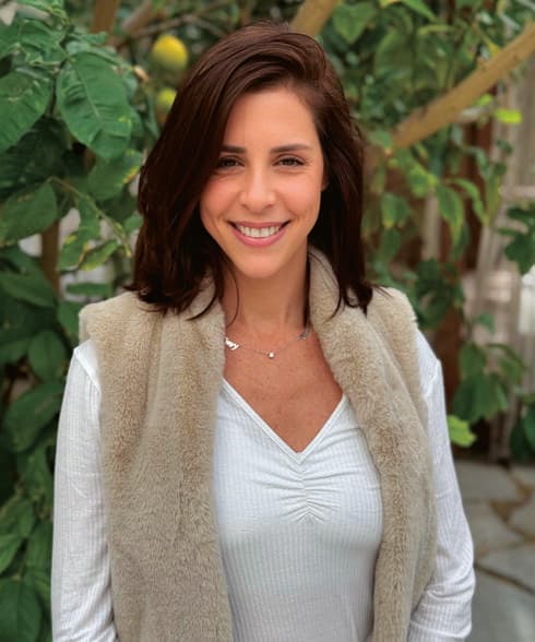 פינסון. "הצרכנים רוצים לקנות בידיים" (צילום: פרטי) שרון פינסון, מנהלת השיווק בקניון הזהב