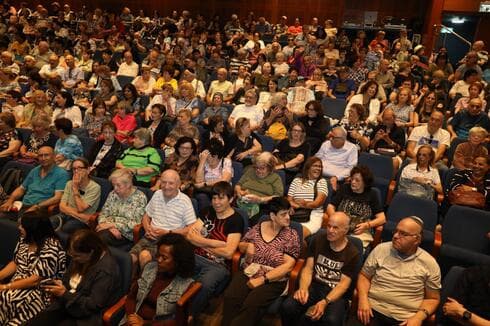 האזרחים הוותיקים הם נכס לעיר חדרה (צילום: דוברות עיריית חדרה) האזרחים הוותיקים הם נכס לעיר חדרה