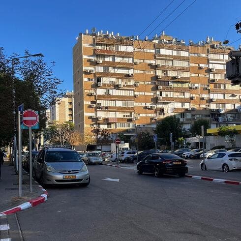 רחוב ליבורנו בבת ים. הפך לחד סטרי