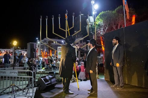 חנוכה בנתניה (צילום: דוברות נתניה) חנוכה בנתניה