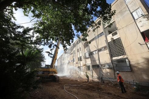 בניין הרכבת הישן נהרס 