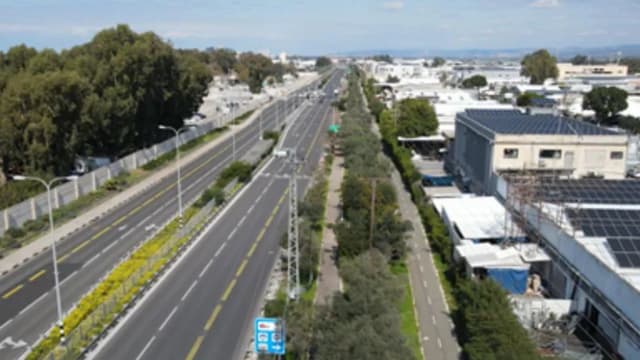 פרויקט הקמת חזית אזור התעשייה לכיוון דרך עכו וכביש 4 (צילום: באדיבות עיריית קרית ביאליק) פרויקט הקמת חזית אזור התעשייה לכיוון דרך עכו וכביש 4