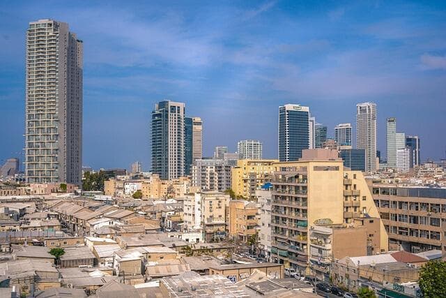 גיל השלישי בתל אביב גיל השלישי בתל אביב