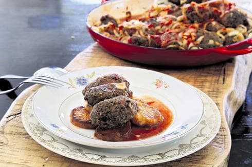 קבב ותפוחי אדמה. צילום: ריאן