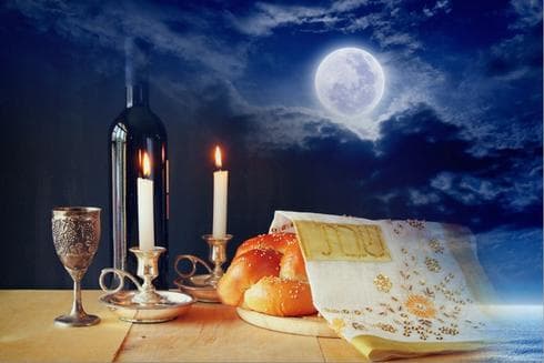 שבת שלום. (אילוסטרציה). צילום: shutterstock
