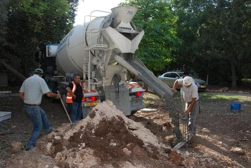 הכל תלוי בלשון החוק ובתכליתו. בנייה בקיבוצים, צילום: דוד (דדה) עינב
