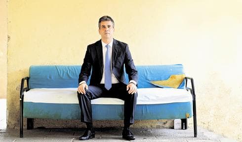 אלי כהן. "אי אפשר לחשוד בי שהגעתי לפוליטיקה בגלל כסף" | צילום: קובי קואנקס אלי כהן. "אי אפשר לחשוד בי שהגעתי לפוליטיקה בגלל כסף" | צילום: קובי קואנקס